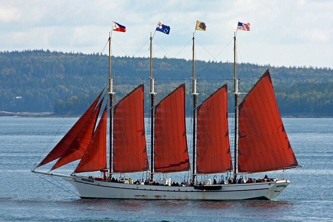 1.5 to 2-Hr Windjammer Sailing Trip in Maine w/ Licensed Captain - Acadia National Park: seeing the shoreline the easy way