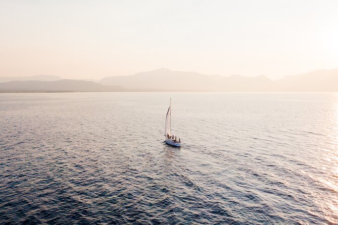 2 Hour Sailing Cruise on Lake Tahoe - Safety First: USCG-Certified Sailing Without the Freak-Out