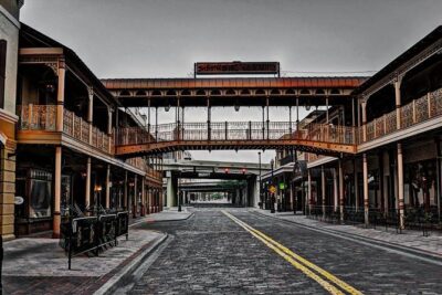 2 HR Interactive Walking Ghost Tour in Downtown Orlando - Meeting at Venture X and Getting a Smooth 2-Hour Walk