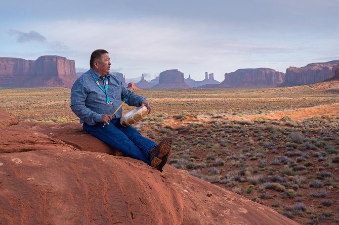 3 Hour Monument Valley Tour - Three Sisters Spires, Rain God Mesa, and Big Chief Monument