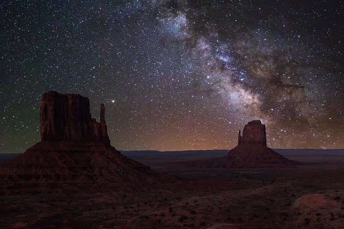 3 Hour Monument Valley Tour - Arches and cave/ruins stops: the valley gets weird (in a good way)