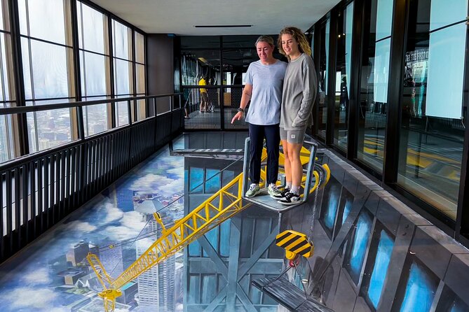 360 CHICAGO Observation Deck Admission - The optional TILT: worth it for some, skip it for others