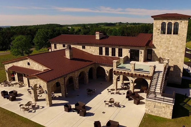 5-Hour Traverse City Wine Tour: 4 Wineries on Old Mission Peninsula - Stop 1: Chateau Chantal’s chateau views and tasting-room charm
