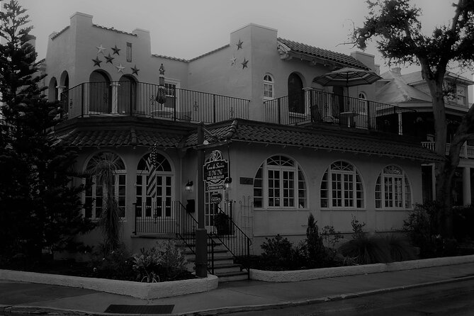 8pm Beyond the Grave Tour - The route: Castillo de San Marcos to Scarlett O’Hara’s