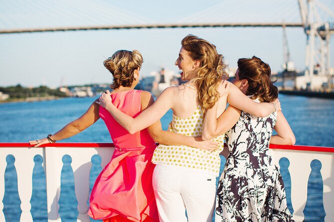 90-Minute Savannah Riverboat Sightseeing Cruise - Old Fort Jackson pass-by: the photo stop you’ll actually care about