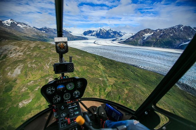 Alaska Helicopter Tour with Glacier Landing - 60 mins - ANCHORAGE AREA - The 30-minute helicopter flightseeing: what you’ll actually spot