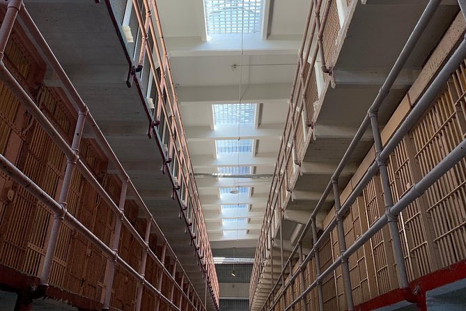 Alcatraz with Muir Woods and Sausalito Tour - Golden Gate Bridge photo stop: quick 10 minutes, big views