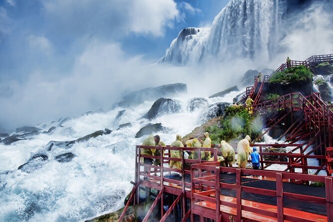 All Attractions Niagara Falls American Tour with Boat Much More - Clothing, shoes, and the simple comfort rules you should follow