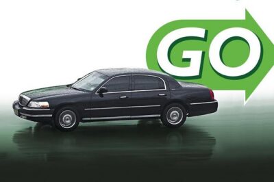 All Inclusive Airport Arrival Transfer to NYC/ Brooklyn/Queens - Meet-and-greet flow at the airport: signs, texts, and the Welcome Center