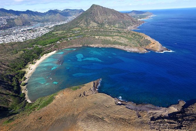 All Inclusive Ultimate Circle Island Tour, Waimea Falls & Lunch - From Waikiki pickup to the “real Oahu” loop: how the driving works