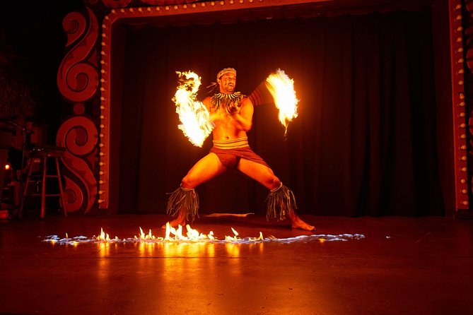 All You Can Eat BBQ Dinner and Show at Tropical Isle with Sightseeing Cruise - A 4-hour plan that starts with views and ends with a laugh