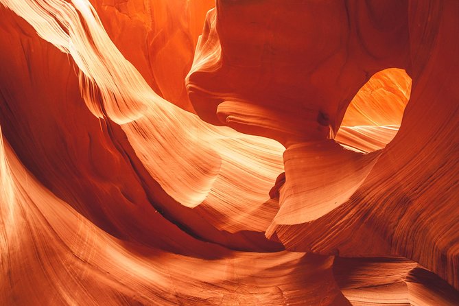Antelope Canyon and Horseshoe Bend Small Group Tour from Vegas - Horseshoe Bend: The 1-Mile Walk to the Colorado River Drop