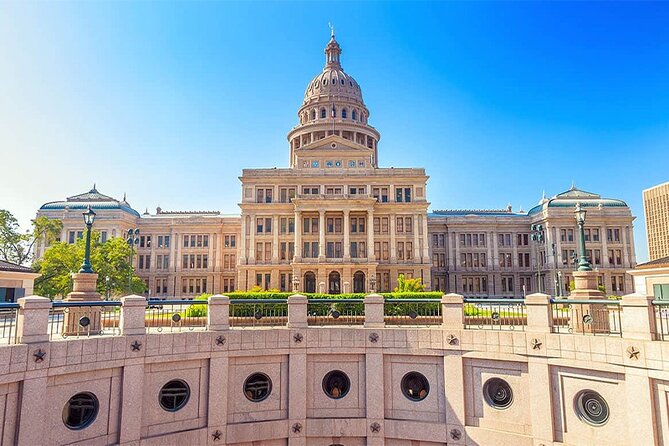 Austin Food Tour with Local Flavors, Tacos & 6 Food Tastings - How guides like Alexis, Zachary, Jack, Ben, Pola, and Khy shape the day