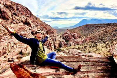 Award Winning Red Rock Canyon Tours - The Award Winning tour: Welcome sign, Spring Mountain Ranch, and Blue Diamond