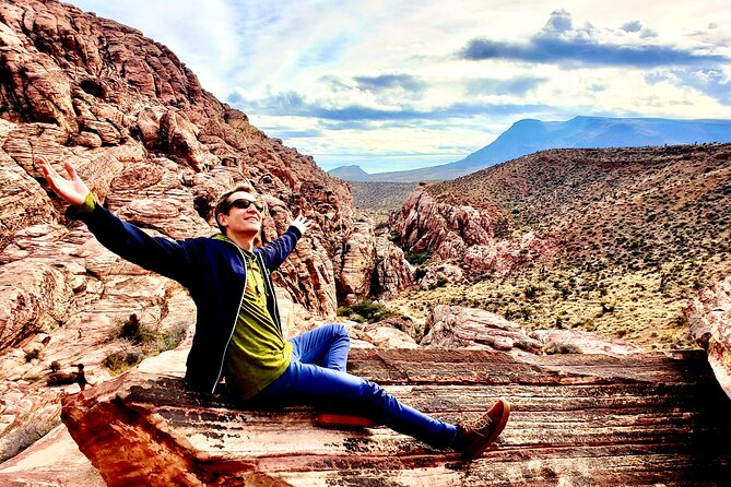 Award Winning Red Rock Canyon Tours - The Award Winning tour: Welcome sign, Spring Mountain Ranch, and Blue Diamond