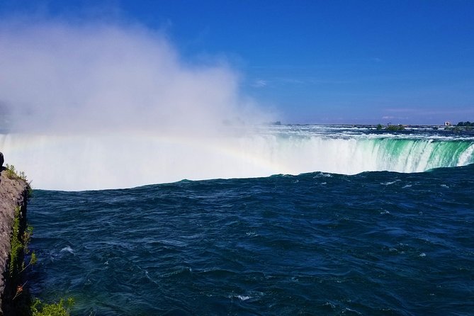 Best Niagara Falls US Tour W/Boat Ride, Cave & More Wonders! - DiCamillo Bakery: Optional Snack Time Without Breaking the Budget