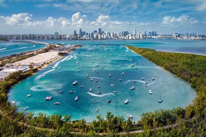 Best of Miami: Private Top-Rated Boat Charter & Guided Experience - Miami River loop: skyscrapers, marinas, and easy photo stops