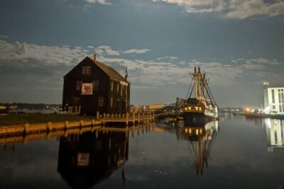 Bewitched Walking Tour of Salem - How the 2-hour walking route keeps the story moving