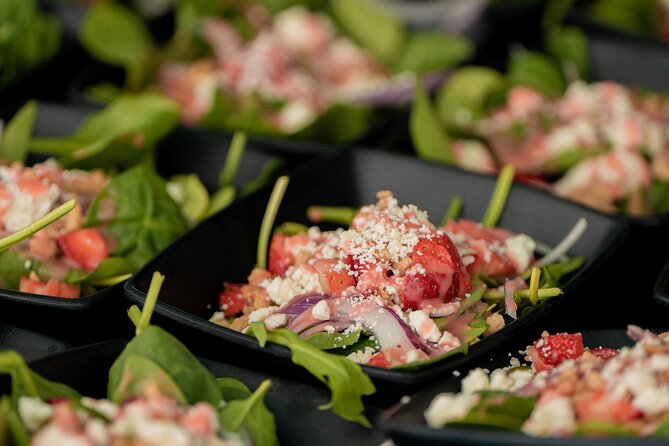 Big Island Historical Dinner Cruise to Kealakekua Bay - Dinner onboard: local flavors, decent portions, and real Hawaiʻi vibes