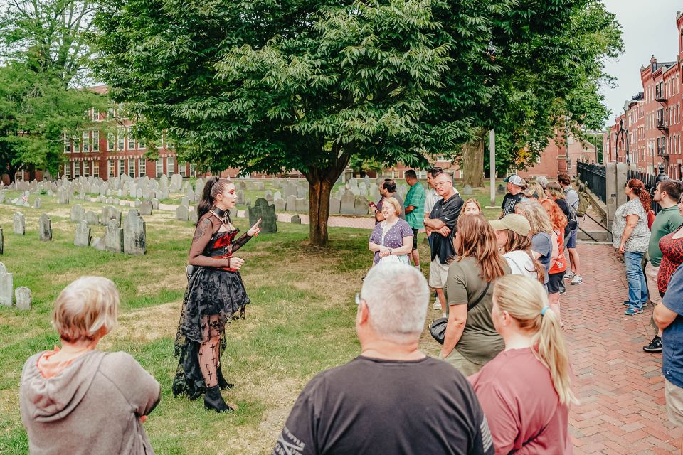 Boston: 1.5-Hour Ghosts and Gravestones Tour - Granary Burying Ground and the Names You Came For
