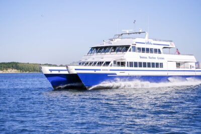 Boston: City Cruises Whale Watching Cruise - The high-speed boat: how it improves your whale odds