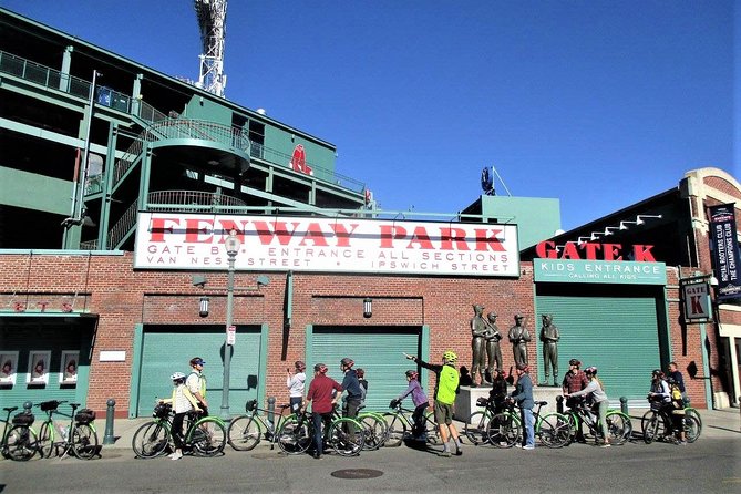 Boston City View Bicycle Tour: History and Landmarks - Beacon Hill and Louisburg Square: Brownstones and a Literary Side