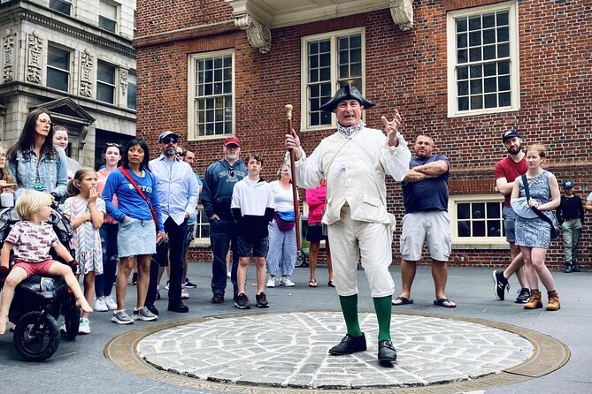 Boston Freedom Trail Walking Tour with Costumed Guide - Freedom Trail in costume: what the 1.5-hour format is really for