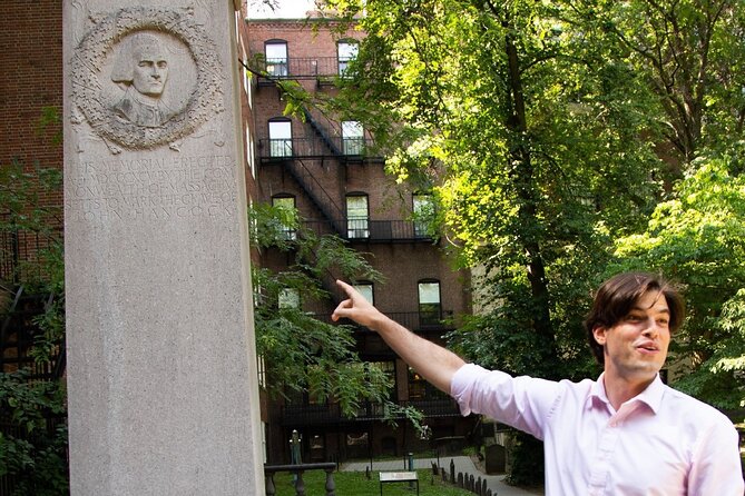 Boston's Freedom Trail: A Revolutionary Walking Tour - Starting at The Embrace: where to meet and how to find your guide