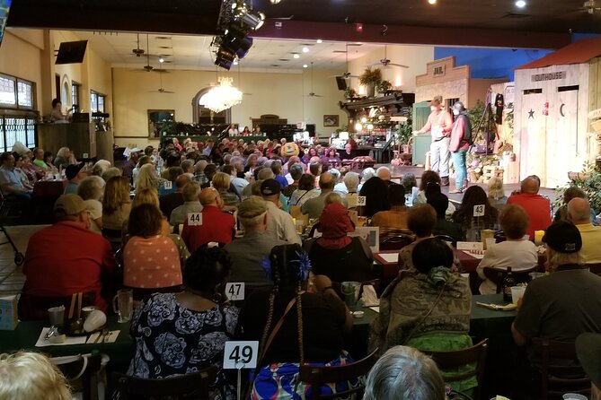 Branson Murder Mystery- Branson's Original #1 Murder Mystery - Voting for the Villain: Turning the Ending Into Your Moment
