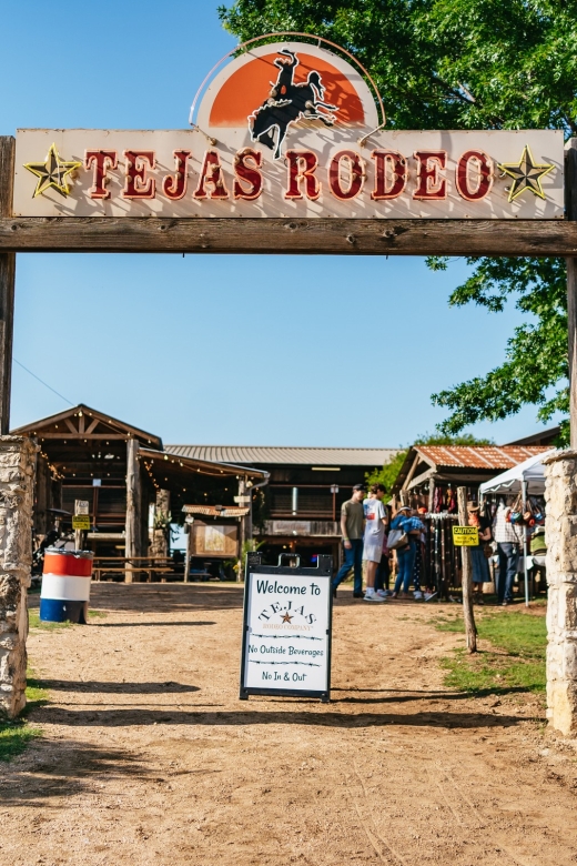 Bulverde: Saturday Night Rodeo General Admission Ticket - Inside the Covered Arena: Opening Ceremony to Real Competition