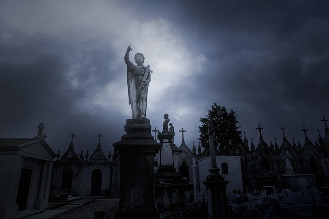 Cemetery and Ghost BYOB Bus Tour in New Orleans - After Dark: Why This Ghost Tour Feels Different