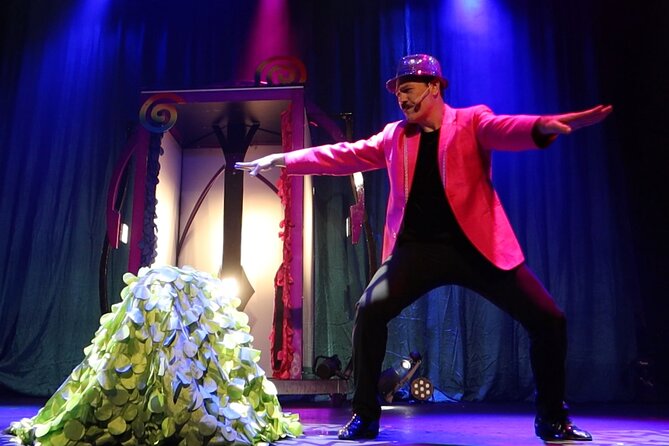 Charles Bach Wonders Magic and Illusion Show - Snacks, drinks, and the practical comfort factor