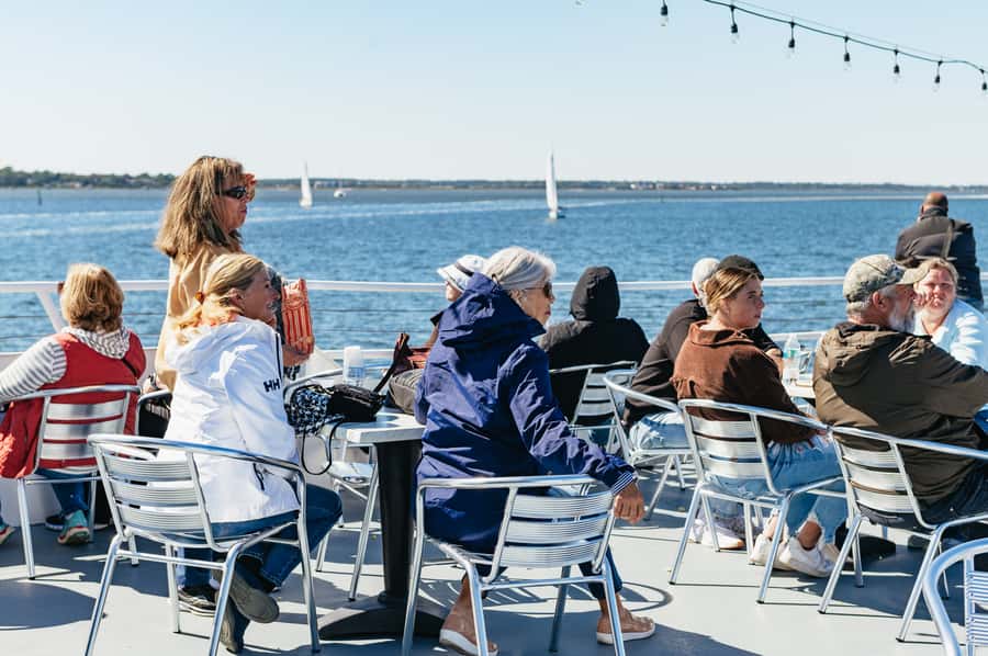 Charleston: Daytime or Sunset Historic Harbor Cruise - Quick hits before you go