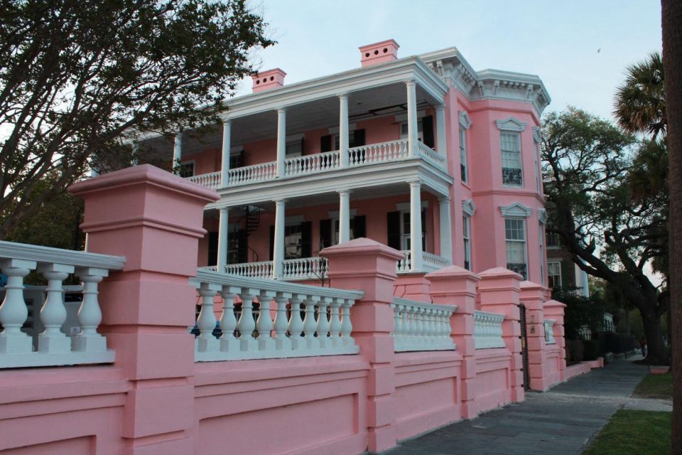 Charleston: Historic City Highlights Guided Bus Tour - Historic Homes and Neighborhoods: What to Watch for From Your Seat