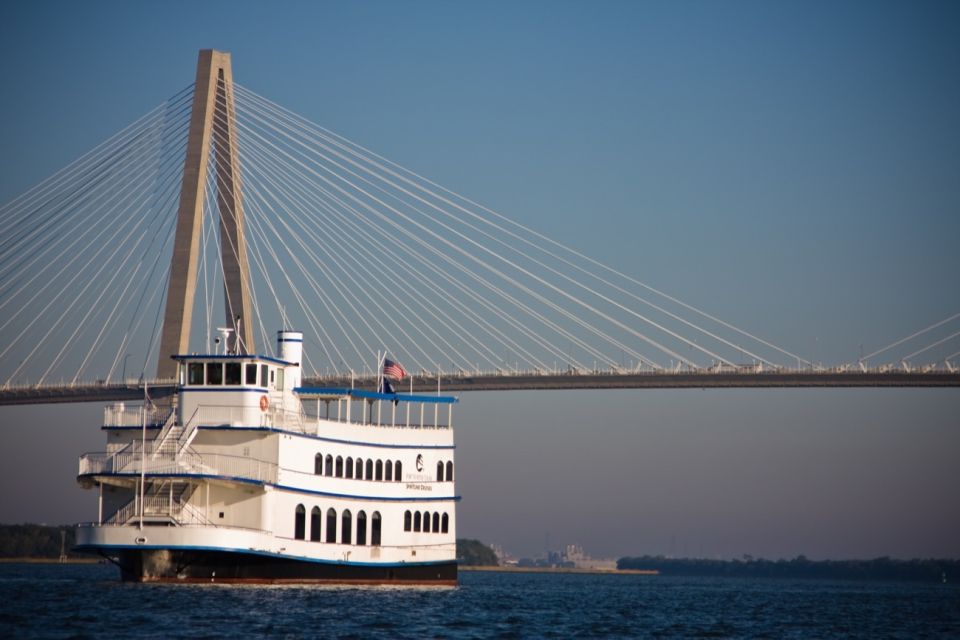 Charleston: Luxury Harbor Dinner Cruise - Why this Charleston luxury dinner cruise works on a short trip