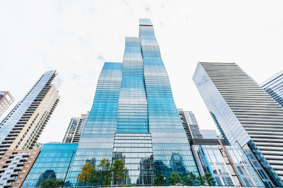 Chicago: 1.5-Hour Lake and River Architecture Cruise - Photo strategy: where the best skyline angles tend to happen