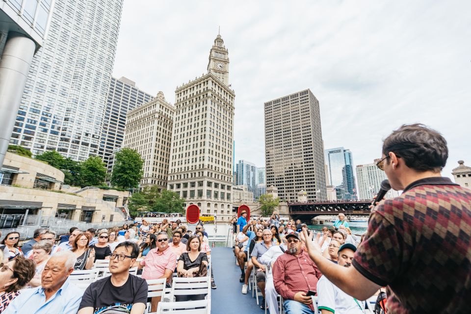 Chicago: 1.5-Hour Lake and River Architecture Cruise - Meeting downtown: how to find Brainlab and the dock fast