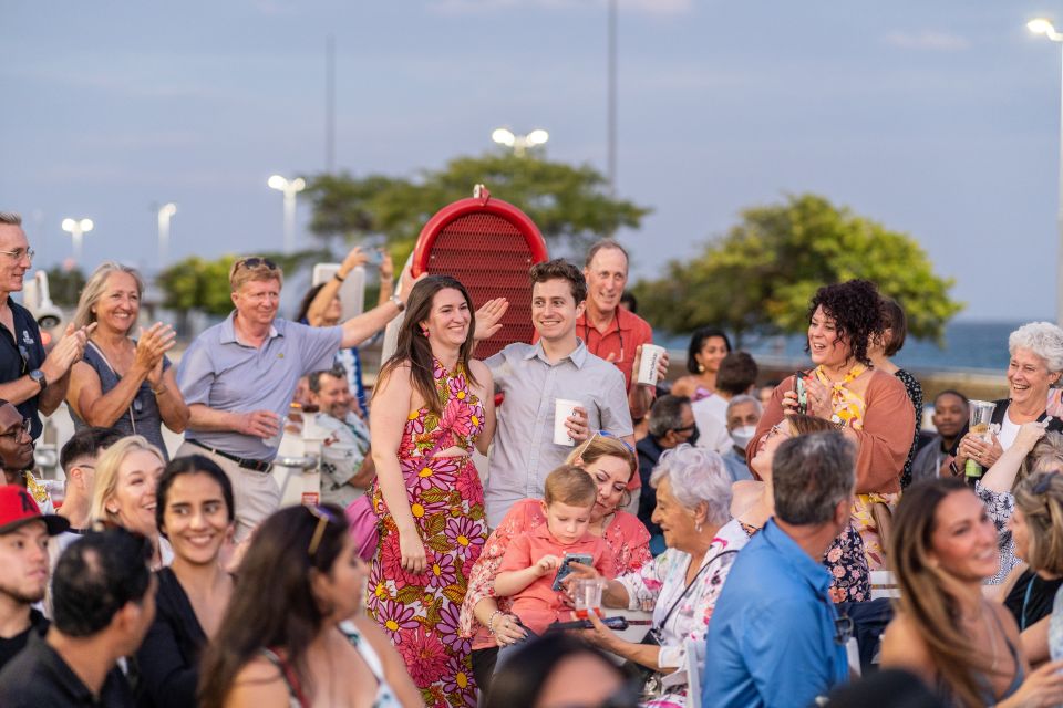 Chicago: 1.5-Hour Scenic Sunset Lake Cruise - The onboard cash bar: drinks, Garrett’s Popcorn, and a low-stress way to snack