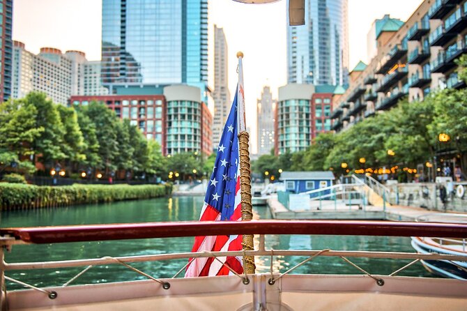 Chicago Architectural River Cruise - The Practical Stuff That Saves Your Day