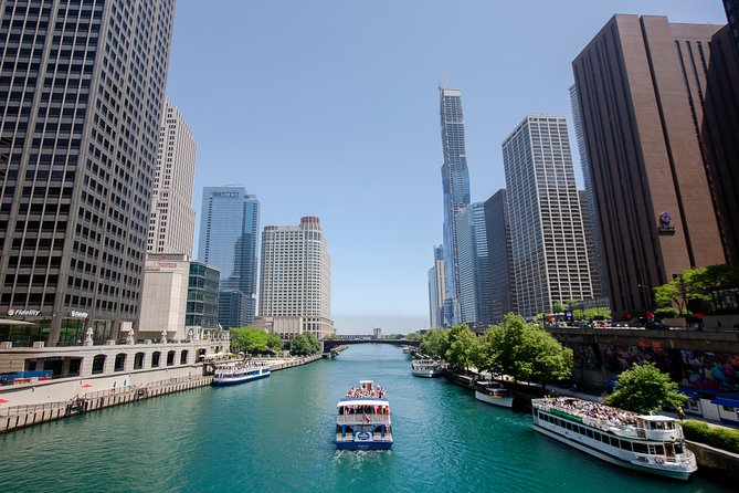 Chicago Architecture River Cruise - Price and value: what $39 buys you on the river