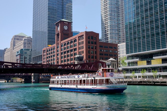 Chicago Architecture River Cruise - What the ride actually feels like: relaxed views, moving perspective