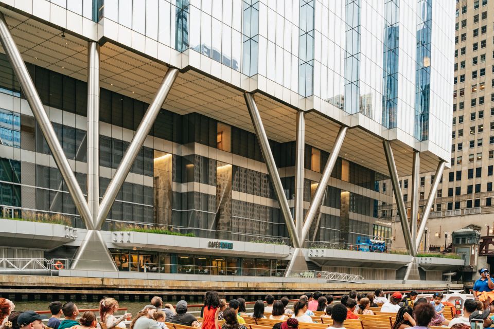 Chicago: Architecture River Cruise Skip-the-Ticket Line - Who should book, and who should skip