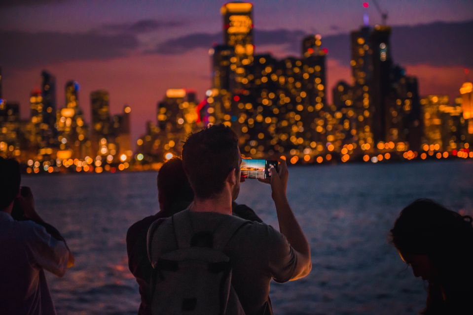 Chicago by Night River and Lake Cruise - Five Things You’ll Remember About This Night Cruise