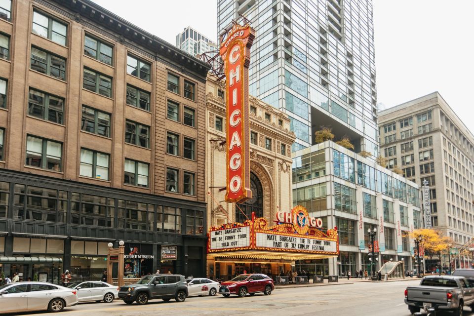 Chicago: Gangsters and Ghosts Guided Walking Tour - Meeting up at Hoyt’s Tavern and getting your bearings fast
