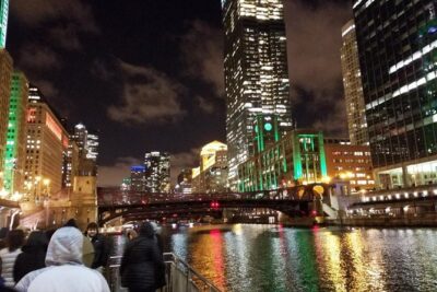 Chicago: Gangsters and Ghosts Walking Tour - Meet your historian guide: what the stories feel like in real time
