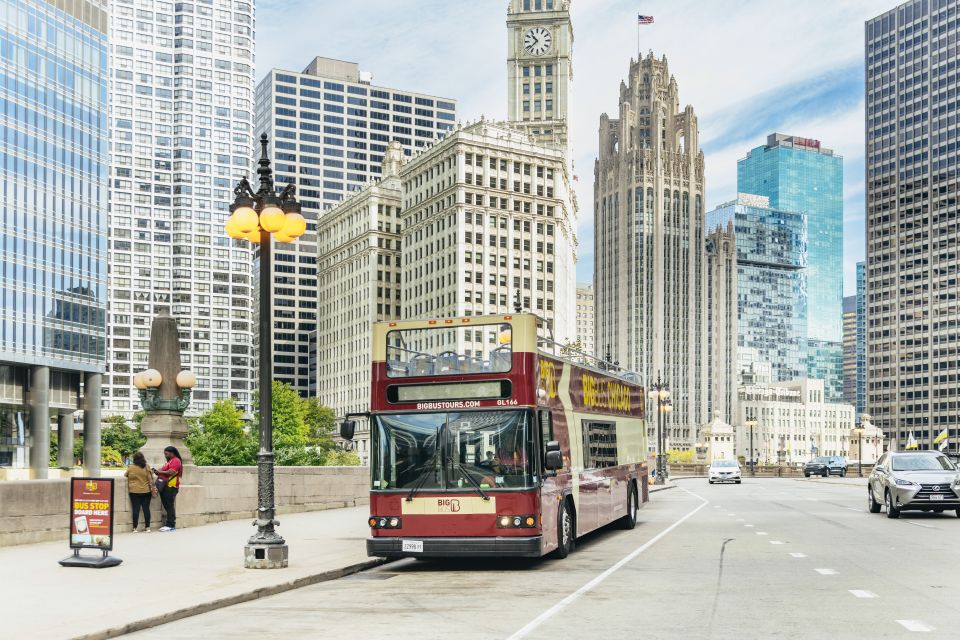 Chicago: Hop-on Hop-off Sightseeing Tour by Open-top Bus - The open-top loop that turns downtown into a choose-your-own-day