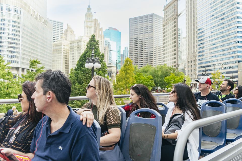 Chicago: Hop-on Hop-off Sightseeing Tour by Open-top Bus - How the hop-on hop-off rhythm works (and where time can slip)