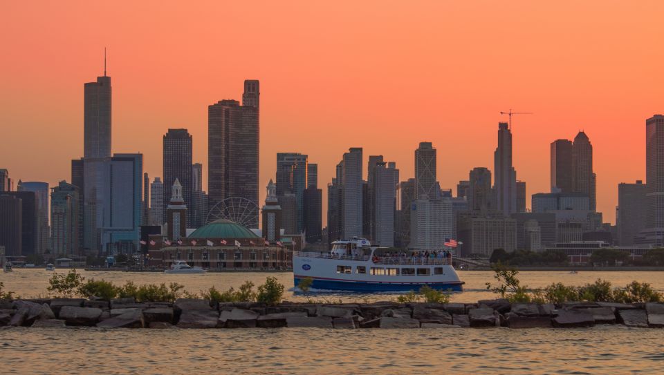 Chicago: Lake Michigan Skyline Cruise - Value at about $33: what you get for the money