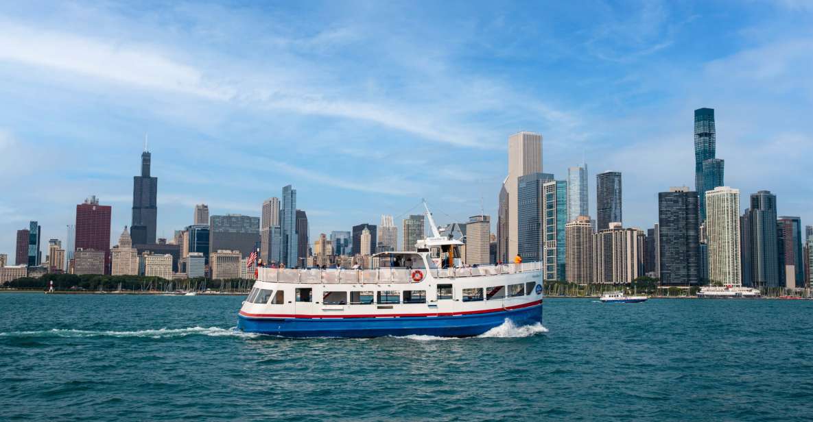 Chicago: Lake Michigan Skyline Cruise - The narration: pre-recorded audio that keeps you oriented