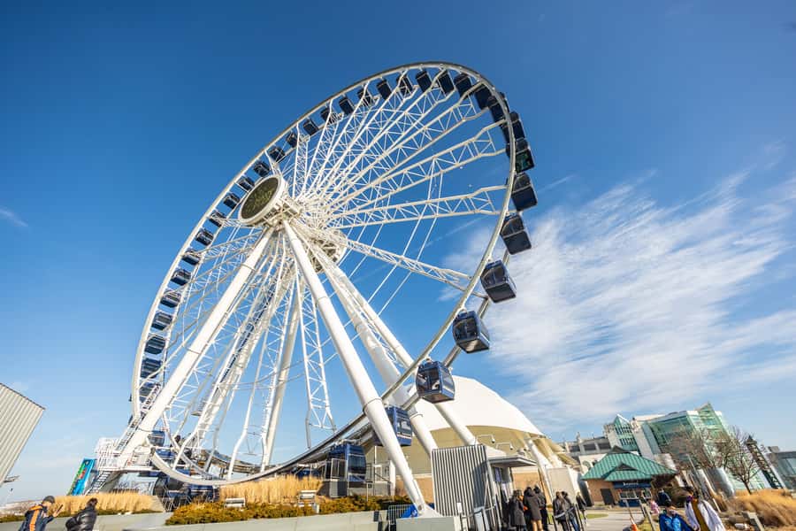 Chicago: Navy Pier Centennial Wheel Ticket - Regular vs Fastpass Express: Skipping the Right Lines